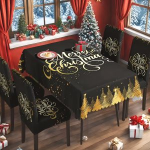 Crni božićni stolnjak sa zlatnim kaligrafskim natpisom Merry Christmas i zlatnim borovima uz rub te crne presvlake za stolice sa zlatnim natpisom